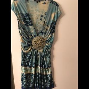 6 beautiful Sky blouses.   Please see pictures ❤️